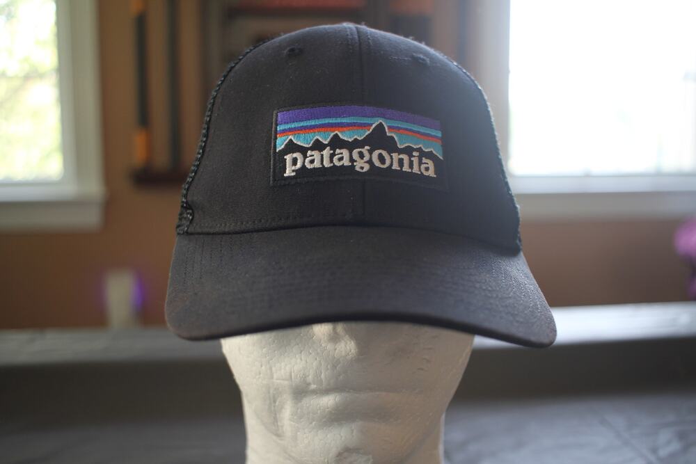 Patagonia P-6 Logo Trucker Hat Black Snapback Mesh Outdoor Hiking Cap